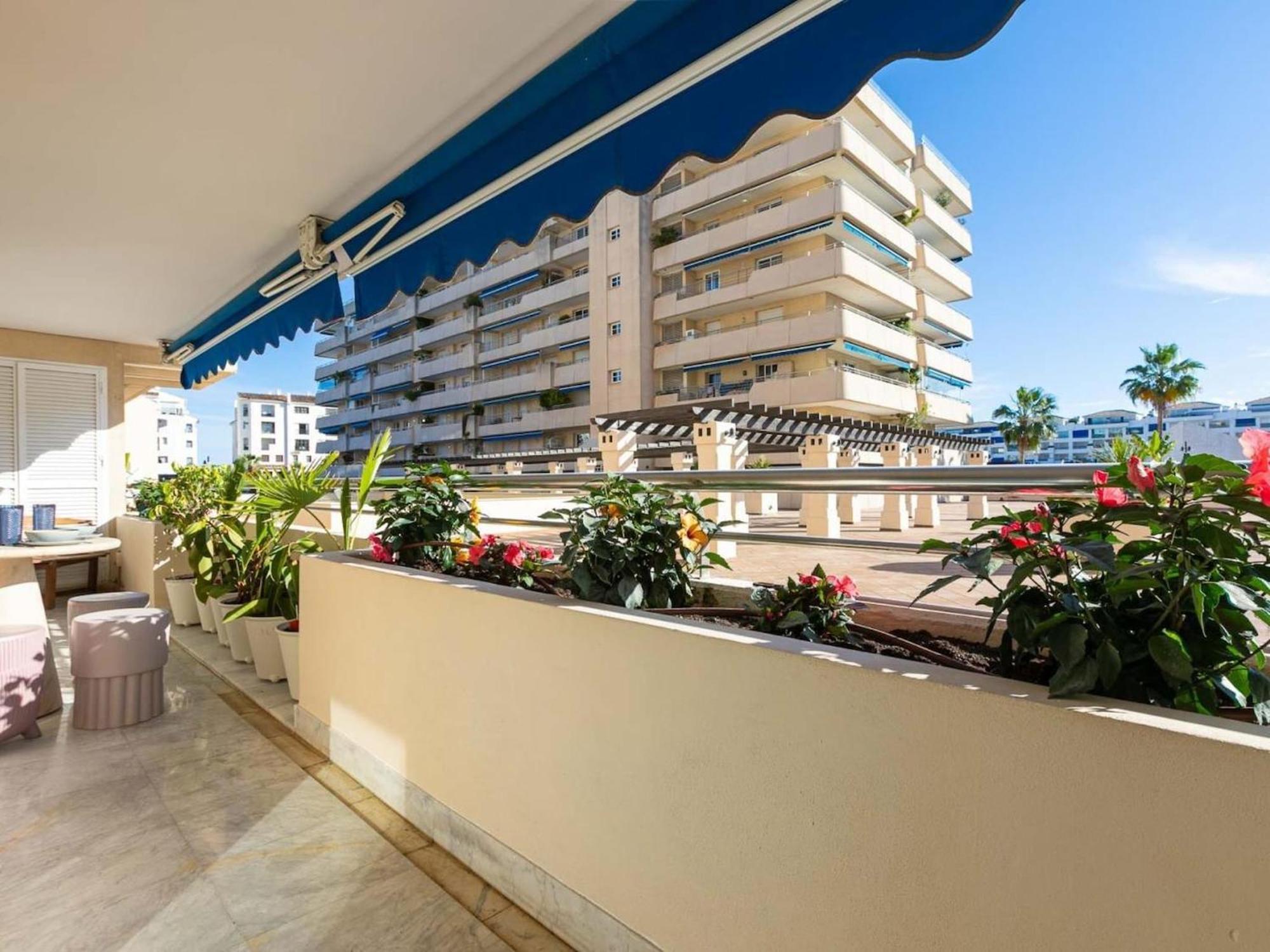 Banus Home Marbella Exteriör bild